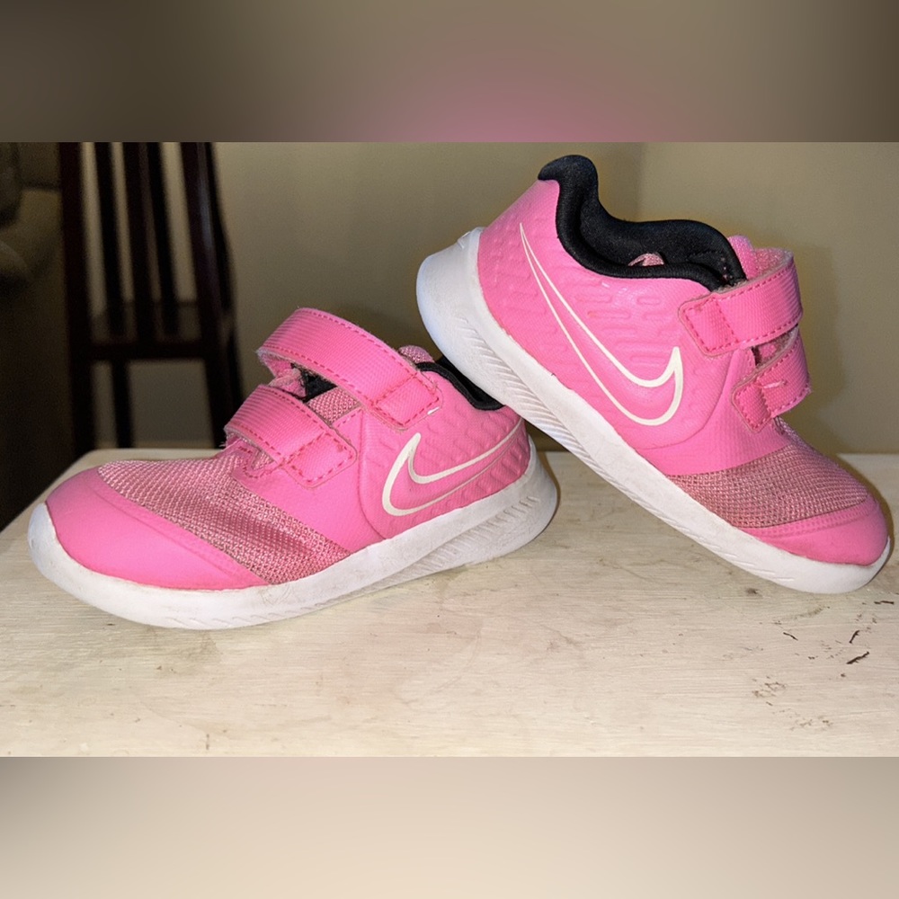 ❌SOLD ❌Toddler Nikes